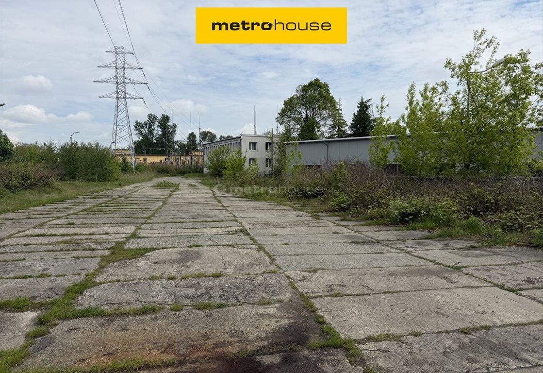 Działka przemysłowa 5200 m² z budynkami (Dąbrowa Górnicza): Dąbrowa Górnicza: Starocmentarna
