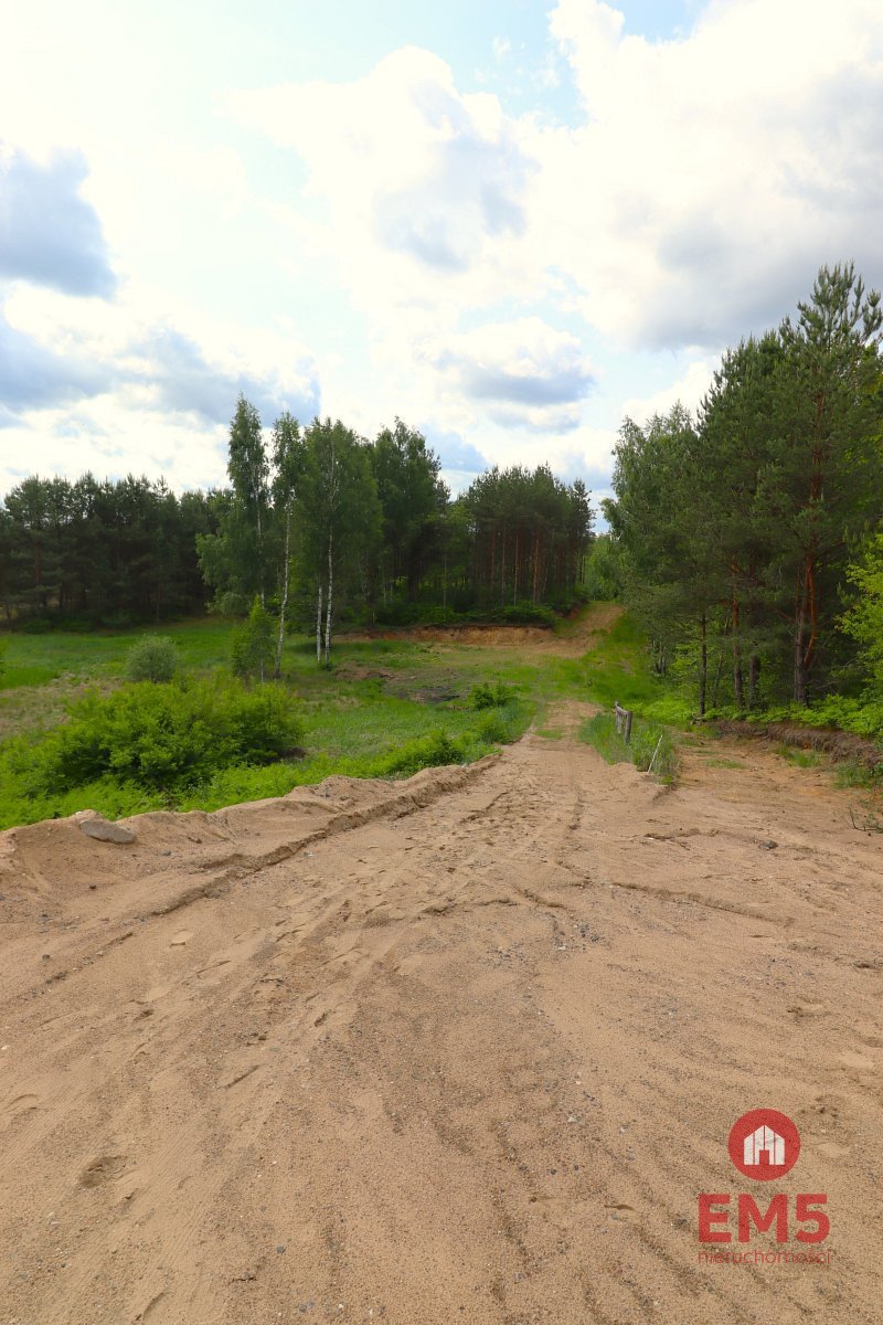 Działka 1890 m2 w centrum Płaski – inwestycja i rekreacja Płaska  1 890m2 Foto 1