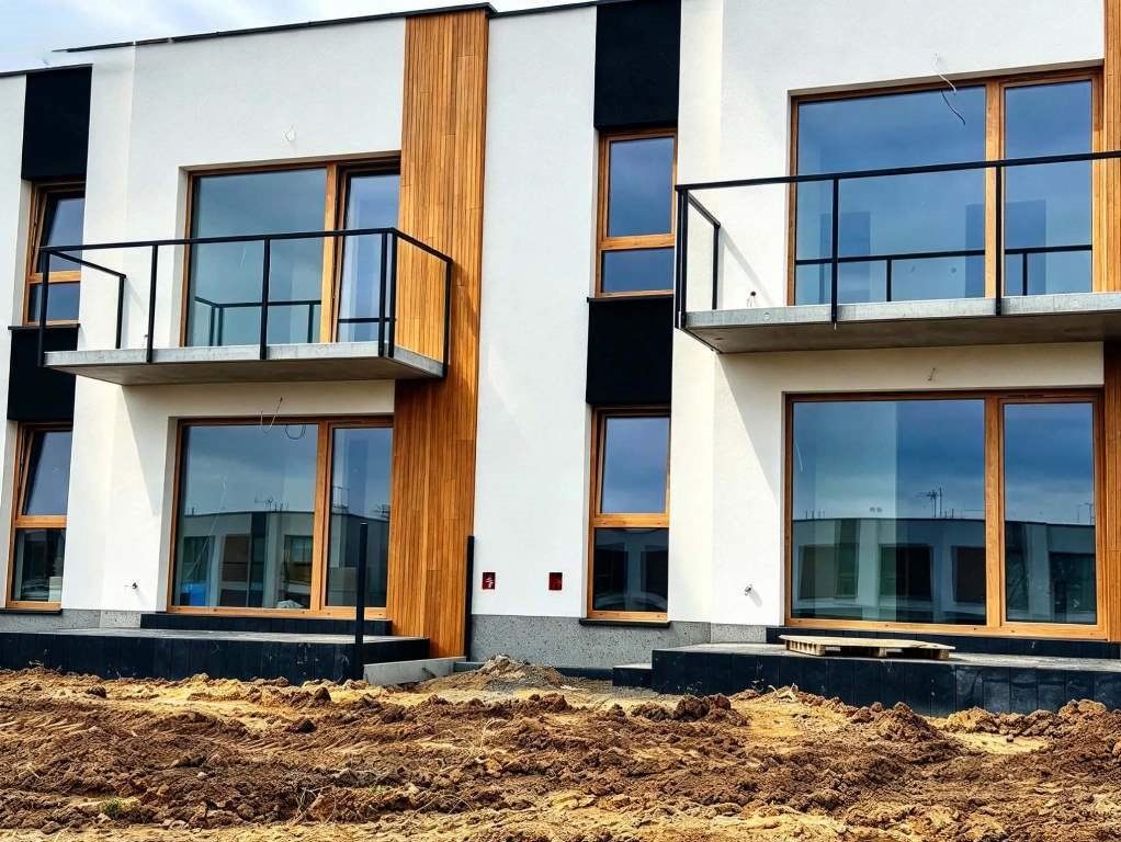 Polecam 4-pokojowe mieszkanie 77 m² z balkonem na zamkniętym osiedlu Rzeszów, Zawiszy Czarnego  77m2 Foto 1