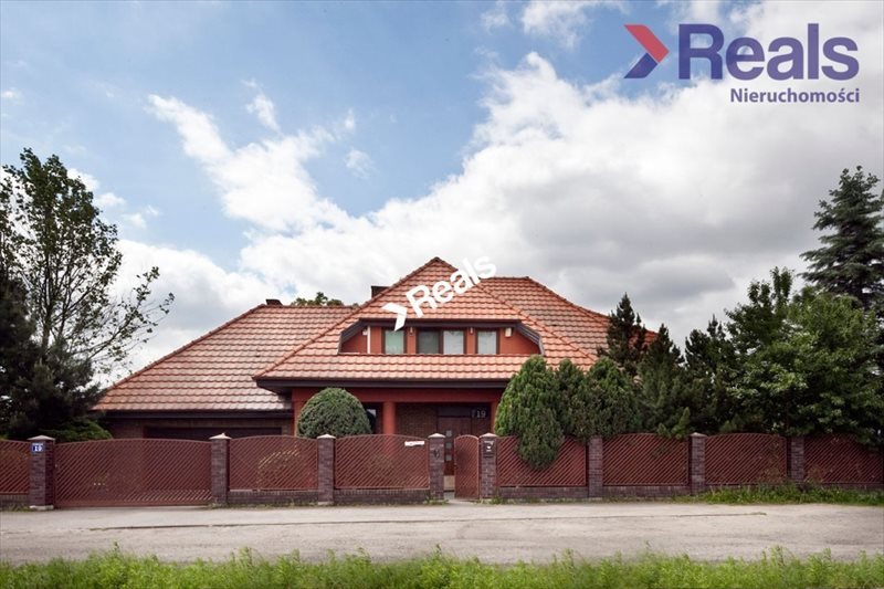 Dom na sprzedaż Janki 300m2 Foto 1 Dom na sprzedaż Janki 300m2 Foto 1