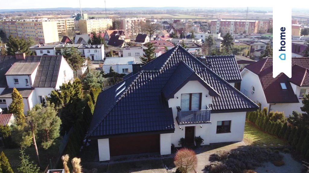 Przestronny dom 178 m² w centrum Świecia z dwoma wjazdami Świecie  178m2 Foto 1