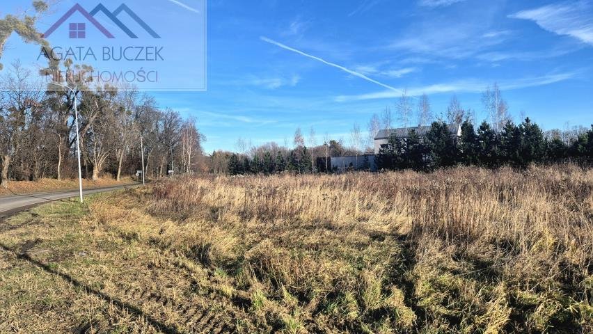 Działka 2759 m² pod zabudowę (MPZP, asfalt) w Szukalicach Szukalice  2 759m2 Foto 1