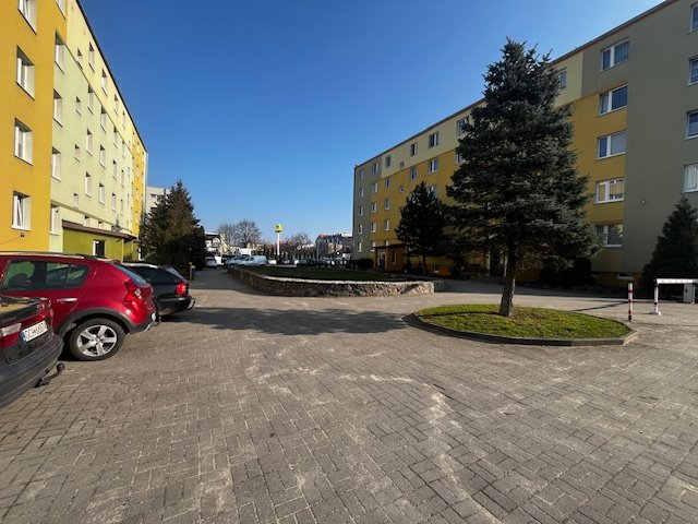 Mieszkanie trzypokojowe na sprzedaż Chojnice, Plac Piastowski  65m2 Foto 1
