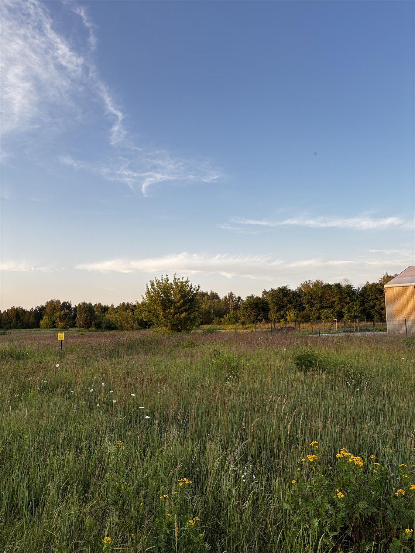 Na sprzedaż działki 1000 m² w Borzęcinie Małym z dostępem do mediów Borzęcin Mały  1 000m2 Foto 1