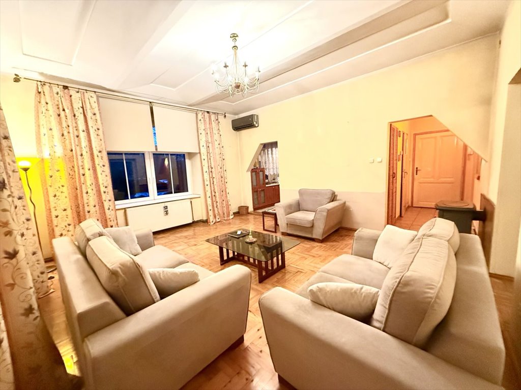 Mieszkanie trzypokojowe na sprzedaż Bielsko-Biała, Cicha  79m2 Foto 1