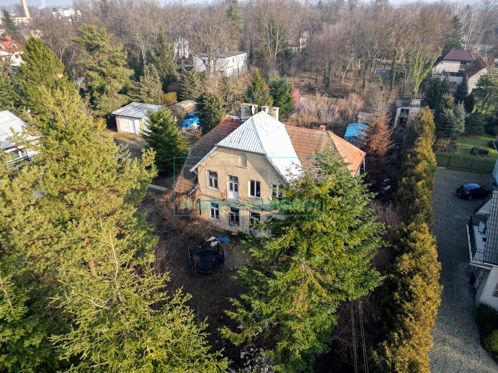 Urokliwa willa z 1930 r. z dużą działką i możliwością adaptacji Brwinów  200m2 Foto 1