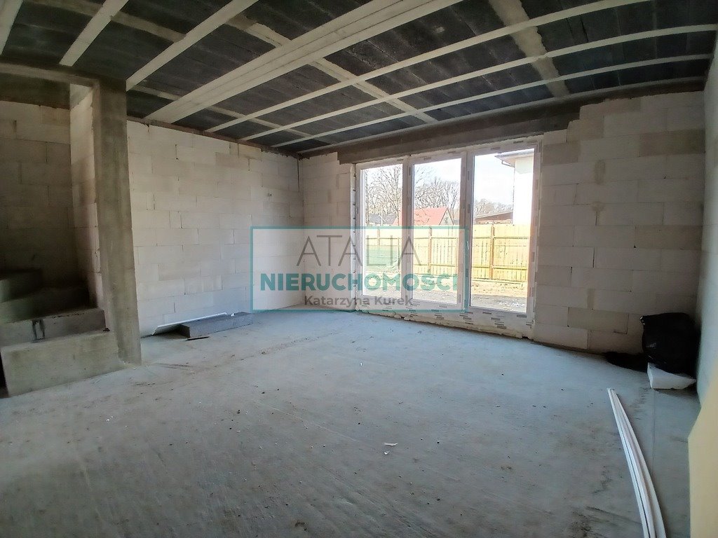 Segment środkowy 90 m² z ogródkiem 60 m², nowoczesne ogrzewanie polecam! Grodzisk Mazowiecki  90m2 Foto 1