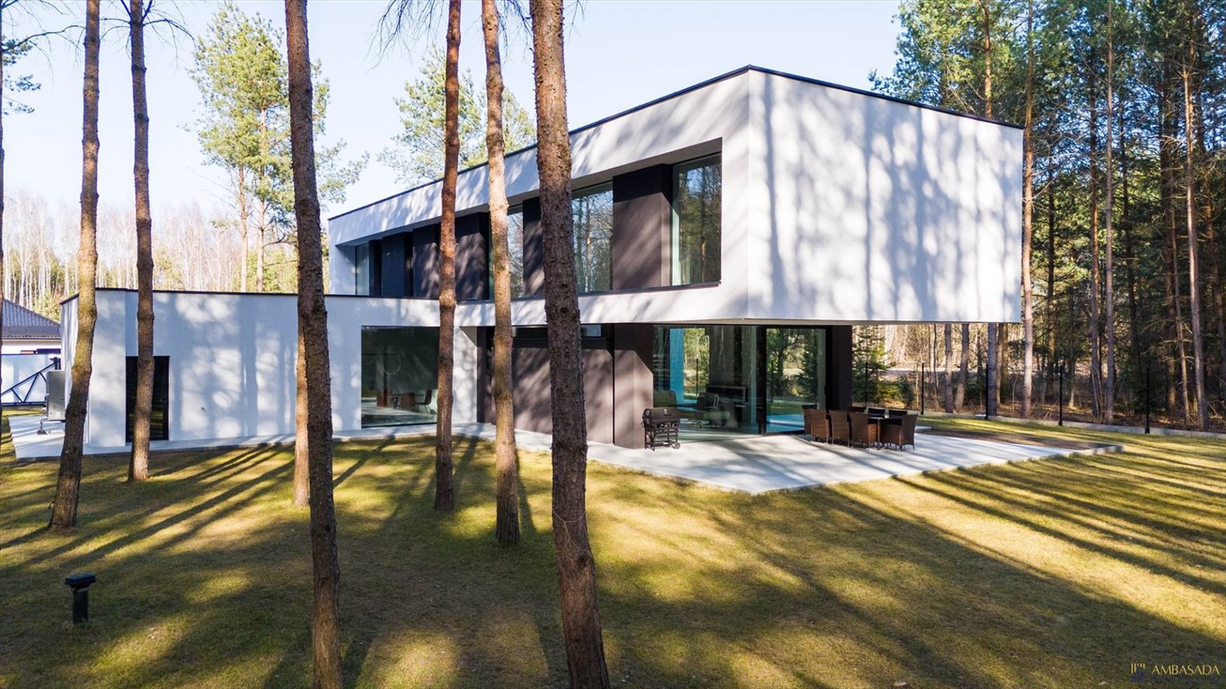 Luksusowa rezydencja 361m² w lesie z tarasami i bio-kominkiem Zalesiany  361m2 Foto 1