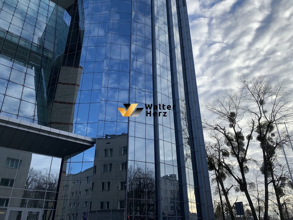 Na wynajem nowoczesne biuro z restauracją i parkingiem w Gdyni Gdynia, Podolska  100m2 Foto 1