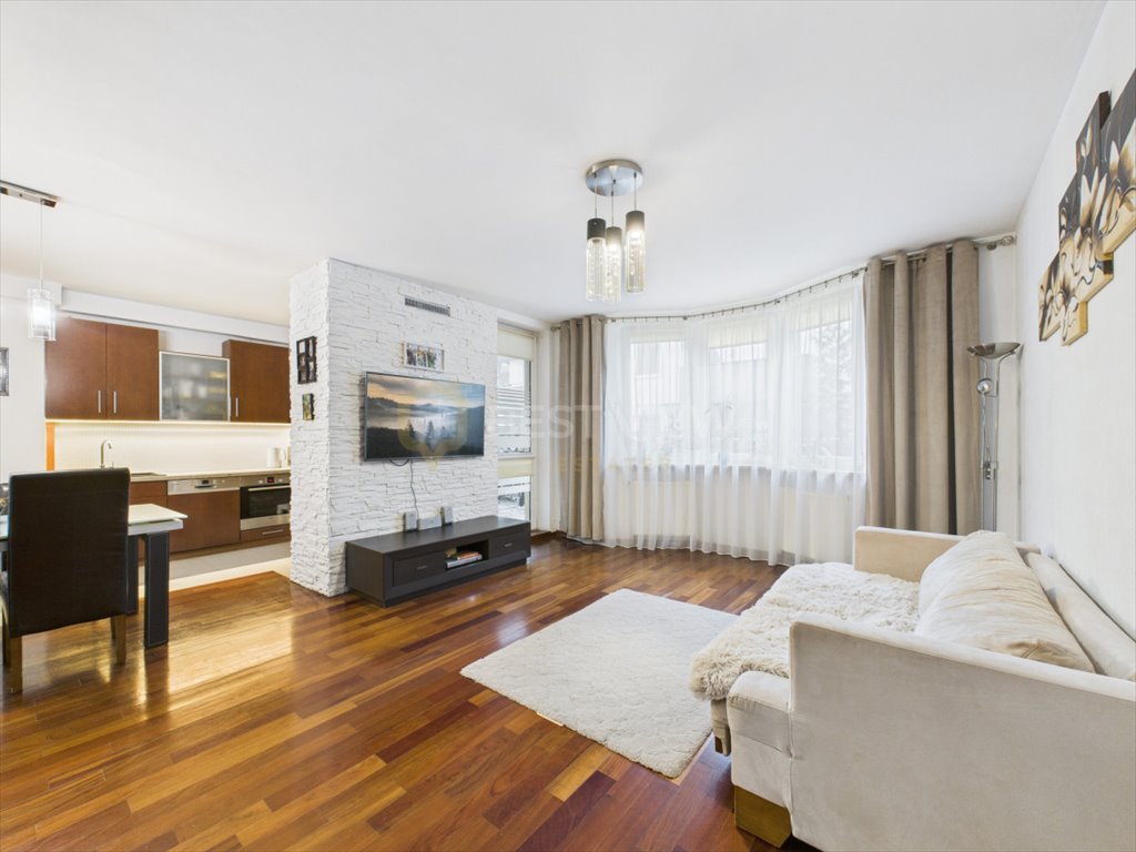 Mieszkanie dwupokojowe na sprzedaż Piaseczno, Stanisława Staszica  65m2 Foto 1