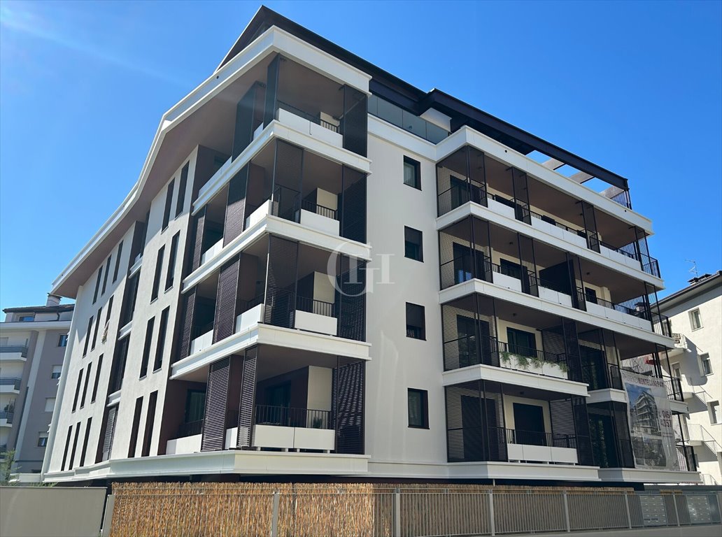 Kawalerka na sprzedaż Włochy, Rovereto  54m2 Foto 1