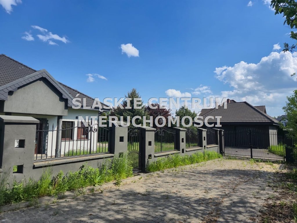 Polecam przestronny dom z garażem, słoneczne wnętrza, piękna działka Jaskrów, Słoneczna  242m2 Foto 1