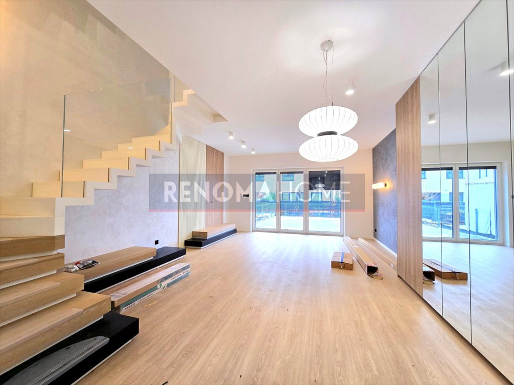 Nowoczesny dom szeregowy 101 m² z ogrodem i poddaszem w Smolcu Smolec  101m2 Foto 1