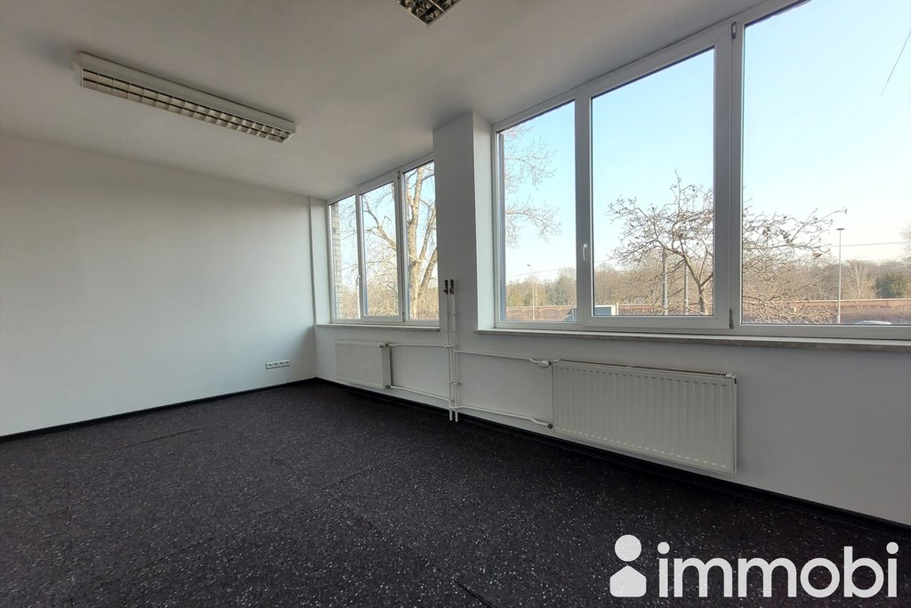 Biuro 39m2 w świetnej lokalizacji Targówka, dostępne od zaraz Warszawa, Targówek, Bródno, św. Jacka Odrowąża  39m2 Foto 1