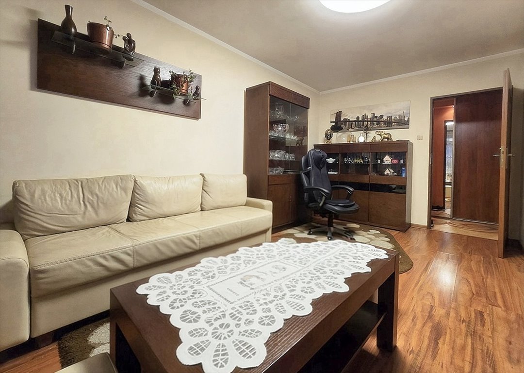 Sprzedam przestronne 3-pokojowe mieszkanie z balkonem w centrum Będzina Będzin, Centrum, Bema  64m2 Foto 1