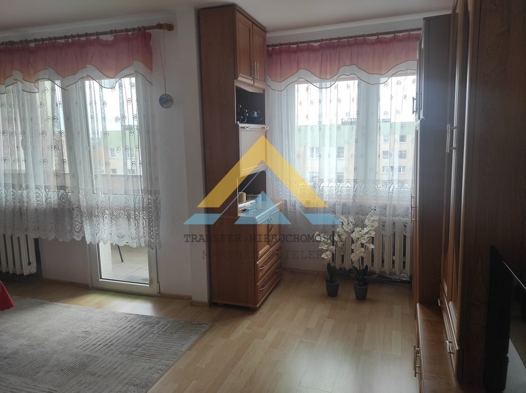 Mieszkanie trzypokojowe na sprzedaż Choszczno, Staszica  71m2 Foto 2