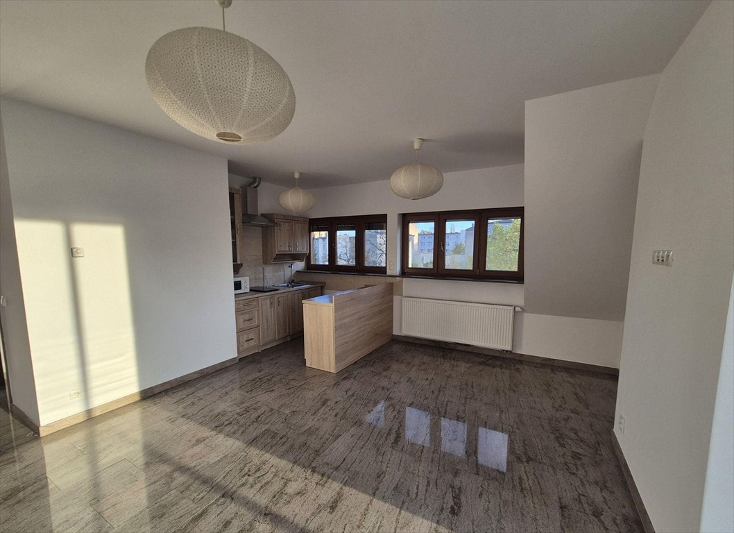 Nowoczesny apartament 62 m² z widokiem na zabytkowy kościół Gniezno, św. Michała 8  62m2 Foto 1