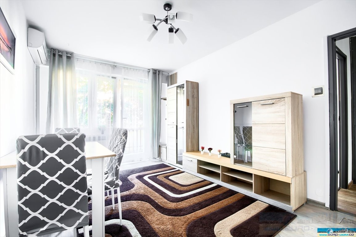 Mieszkanie trzypokojowe na wynajem Poznań, Rataje, Rataje, os. Bohaterów II wojny Światowej  47m2 Foto 1