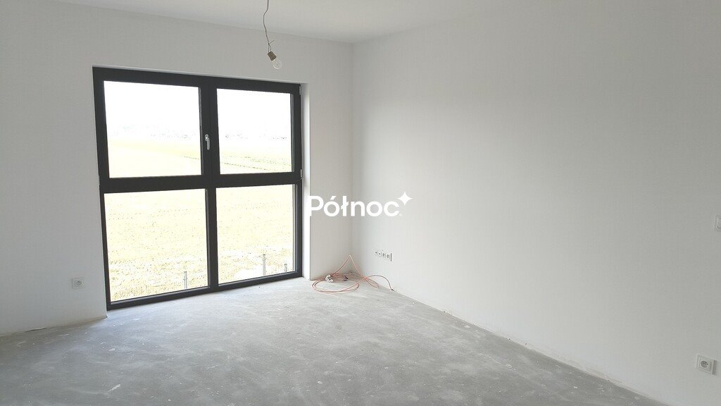 Nowoczesne 3-pokojowe mieszkanie z balkonem, ogród i parking Bolesławiec  59m2 Foto 1