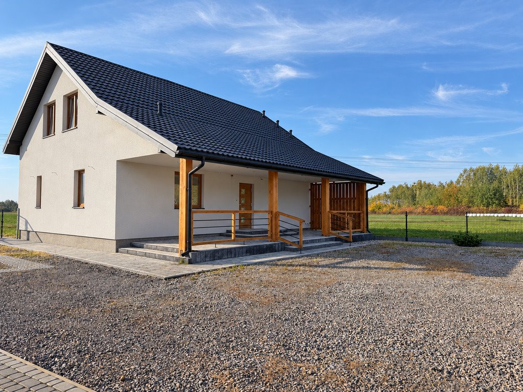 Nowoczesny dom 190 m2 z dużą działką 81 arów - gotowy do aranżacji Marynin  190m2 Foto 1