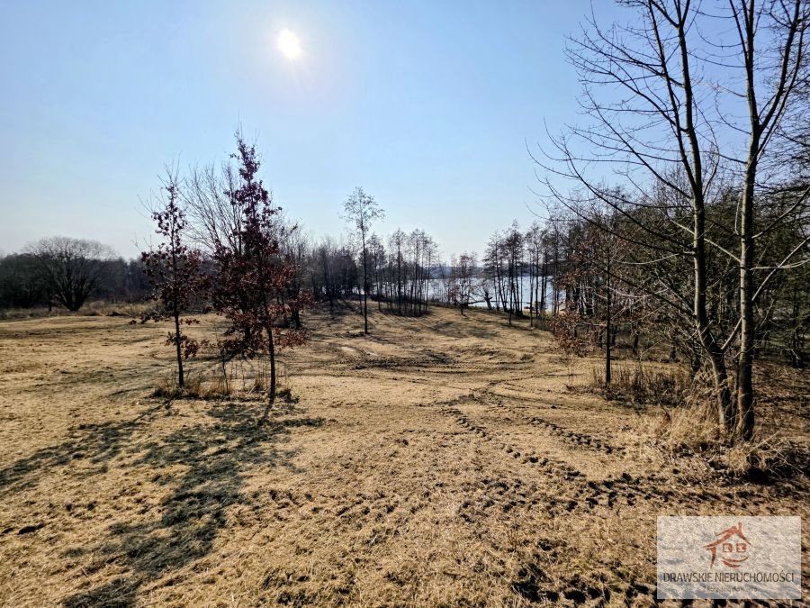 Działka 2700 m² pod dom i inwestycję blisko jeziora Drawsko Pomorskie, obrzeża miasta  2 700m2 Foto 1