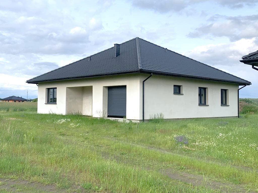 Nowoczesny dom 115 m² z garażem, 3 pokoje, duża działka Korytków, Korytków  115m2 Foto 1