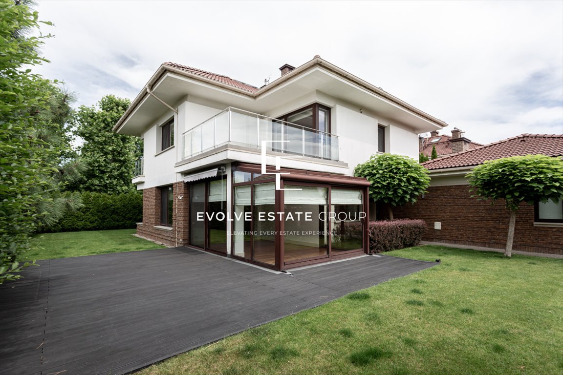 Dom na wynajem Bielawa  370m2 Foto 1