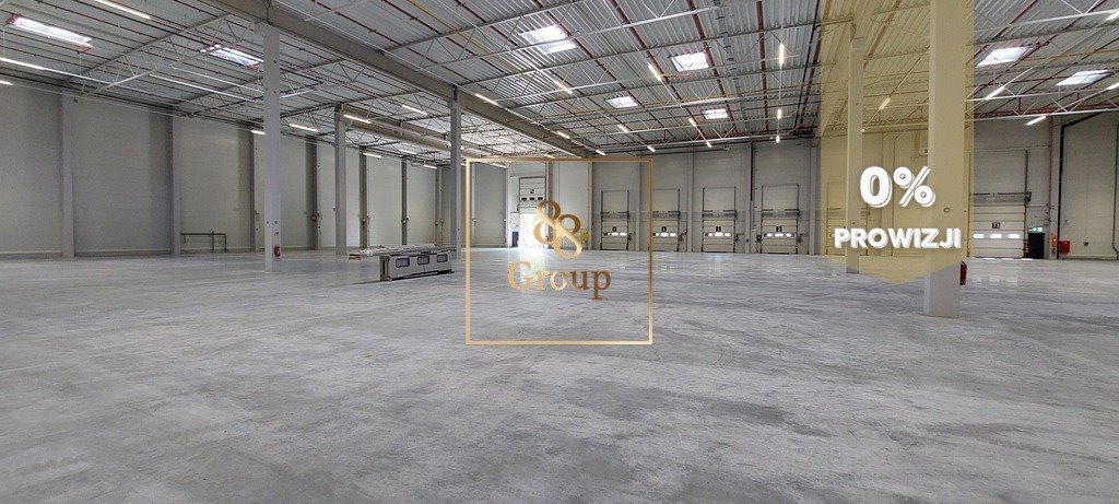Magazyn 2350 m² z biurem - szybki dojazd do S8 Nadma  2 350m2 Foto 1