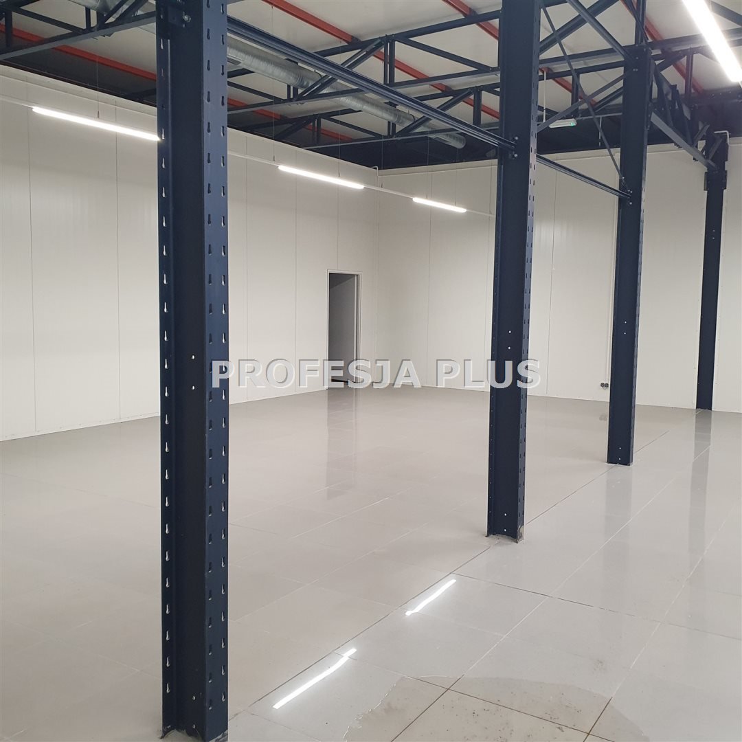 Lokal użytkowy na wynajem Piekary Śląskie  1 050m2 Foto 1