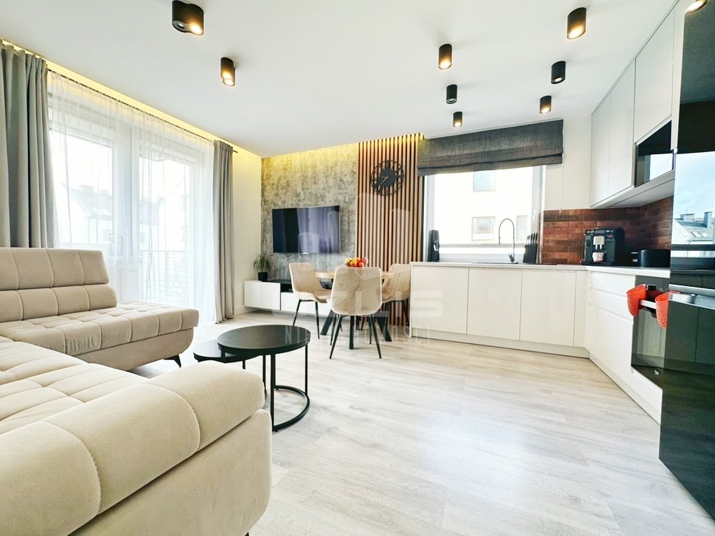 Mieszkanie trzypokojowe na sprzedaż Rokitki, Tczewska  56m2 Foto 1