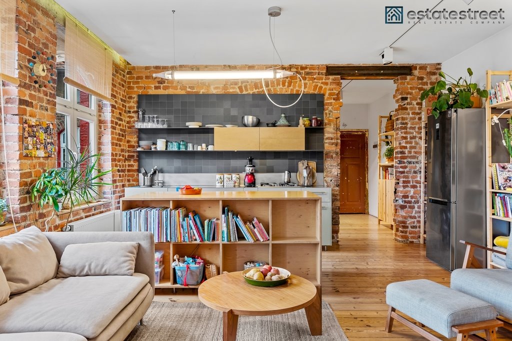 Mieszkanie trzypokojowe na sprzedaż Katowice, Nikiszowiec, Plac Wyzwolenia  62m2 Foto 1