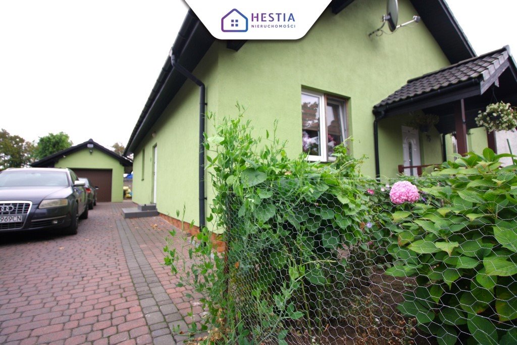 Dom 120 m2 z garażem i ogrodem w Warnicach Warnice  120m2 Foto 1