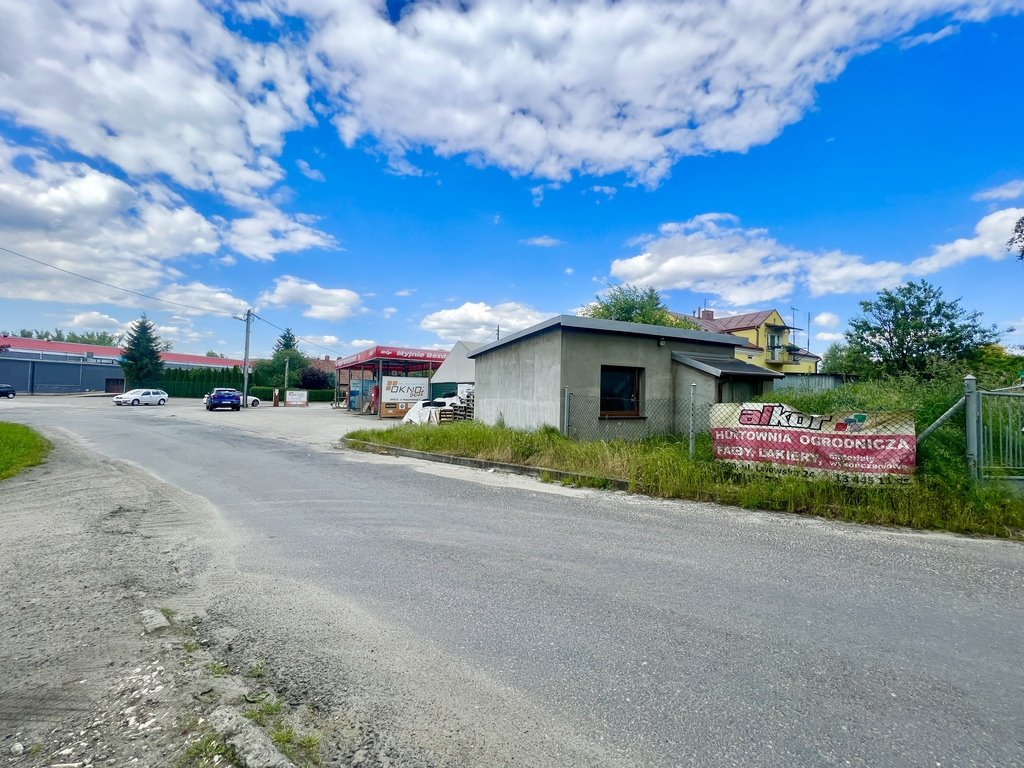 Lokal użytkowy na sprzedaż Jasło  1 100m2 Foto 3