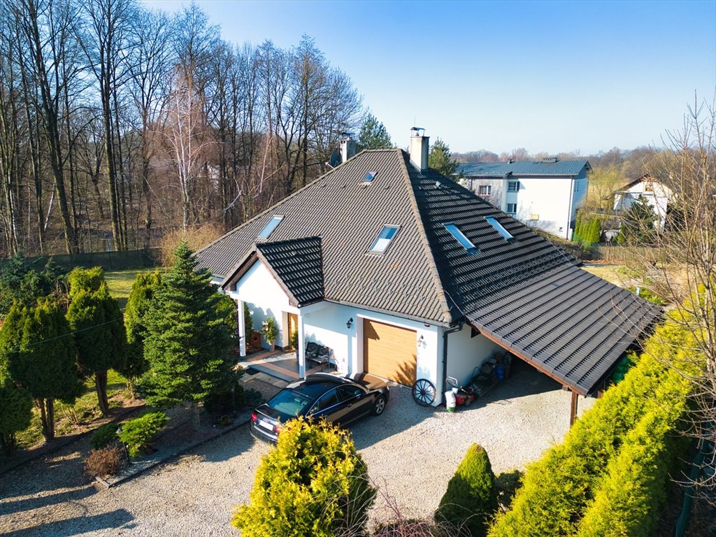 Stylowy dom 276 m² w Pisarzowicach – komfort i elegancja Pisarzowice  276m2 Foto 1