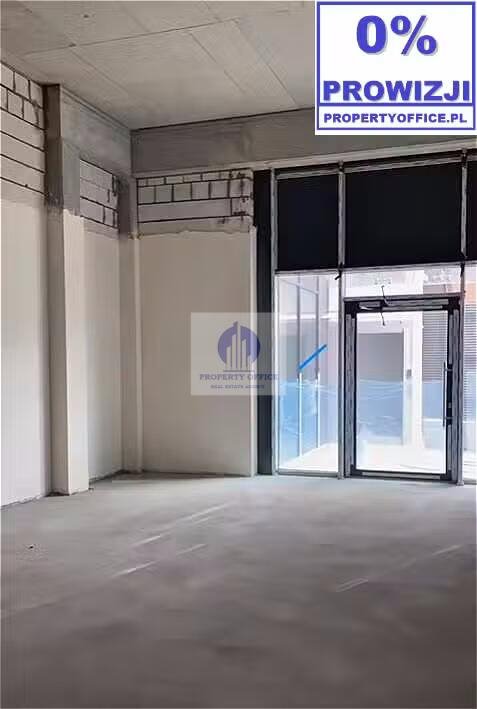 Lokal usługowy 38,63 m2 z witrynami, parkingiem, wysokie 4 m Warszawa, Bielany, Nocznickiego  39m2 Foto 1