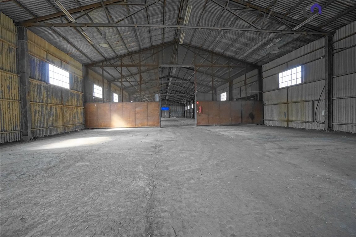 Hala 700 m2 z rampą, betonowa, blisko S86 Będzin, Łagisza  700m2 Foto 1