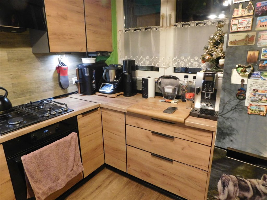 Na sprzedaż przestronne 3-pokojowe mieszkanie z balkonem i piwnicami Szczytna  68m2 Foto 1