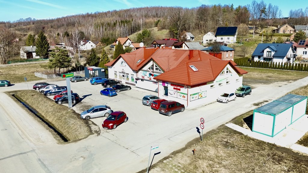 Na sprzedaż dochodowy budynek komercyjny 480 m² w Hyżne Hyżne  480m2 Foto 1