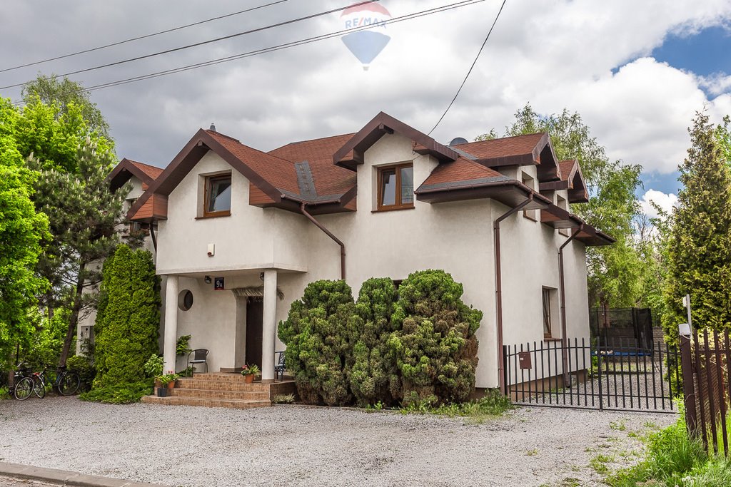 Przestronny dom 218 m² z 7 pokojami w spokojnej Łodzi Łódź, Górna, Suszarniana  218m2 Foto 1