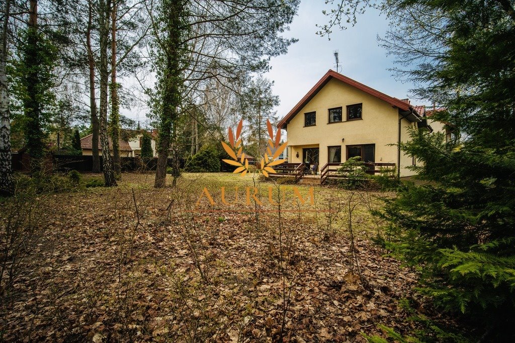 Przestronny dom 159 m² z potencjałem na dużej działce w Radości Warszawa, Wawer, Radość, Lipkowska  159m2 Foto 1