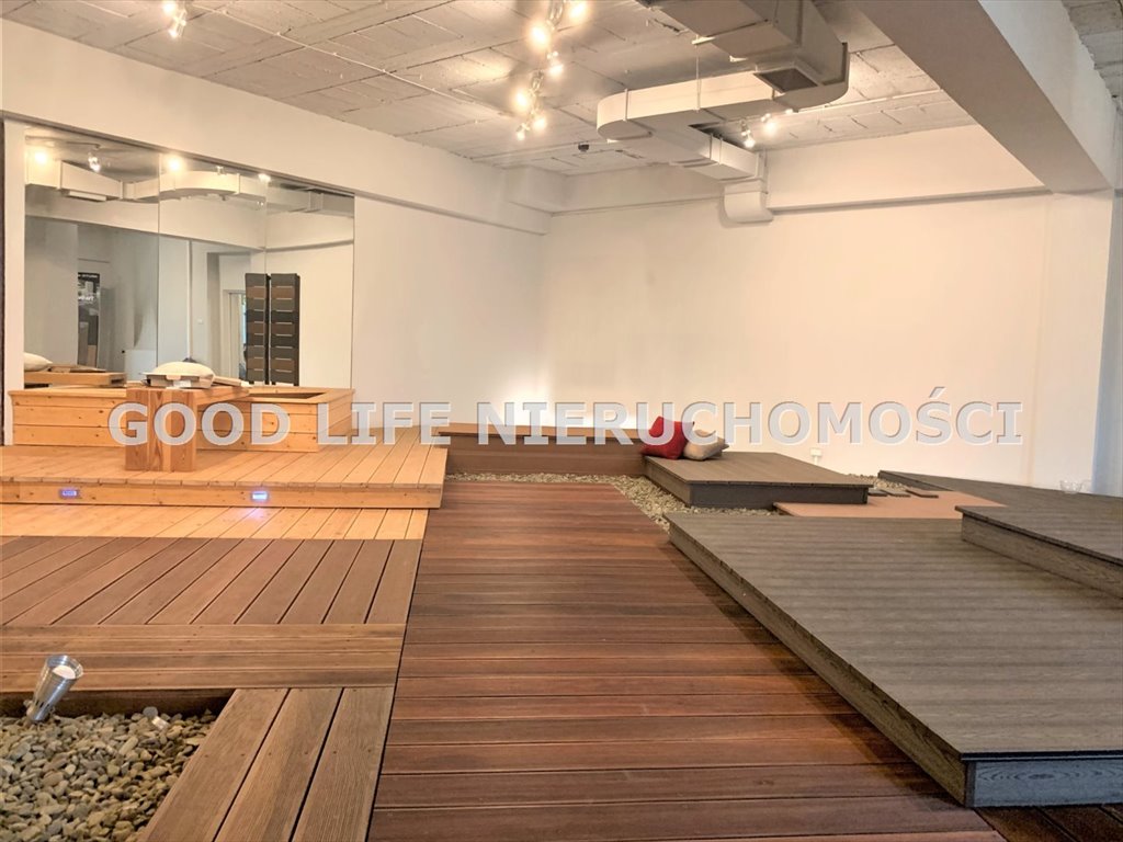 Lokal usługowy 183 m2 w CH Ameryka, Rzeszów – idealny na biuro czy sklep Rzeszów, Piłsudskiego  183m2 Foto 1