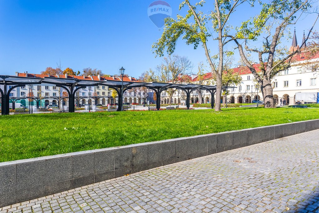 Lokal użytkowy na sprzedaż Łódź, pl. Stary Rynek  233m2 Foto 2