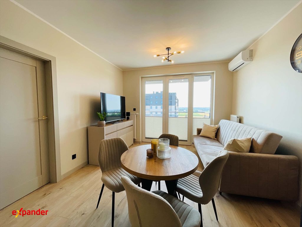 Nowoczesne 35 m² w Kaliszu (w pełni umeblowane, klimatyzacja) Kalisz, Owsiana  35m2 Foto 1