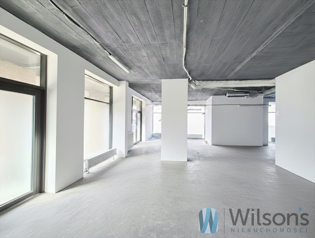 Wynajem lokalu 111 m² z dużymi witrynami i dwoma wejściami Warszawa, Wilanów, Aleja Rzeczypospolitej  111m2 Foto 1