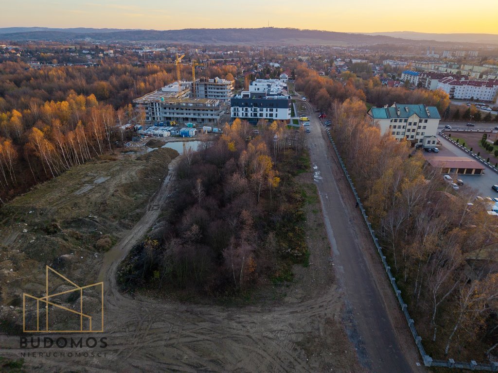 Działka inwestycyjna 19,32 ara z mediami i możliwością zabudowy Tarnów  1 932m2 Foto 1
