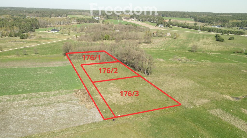 Działka inwestycyjna na sprzedaż Chraboły  3 003m2 Foto 1