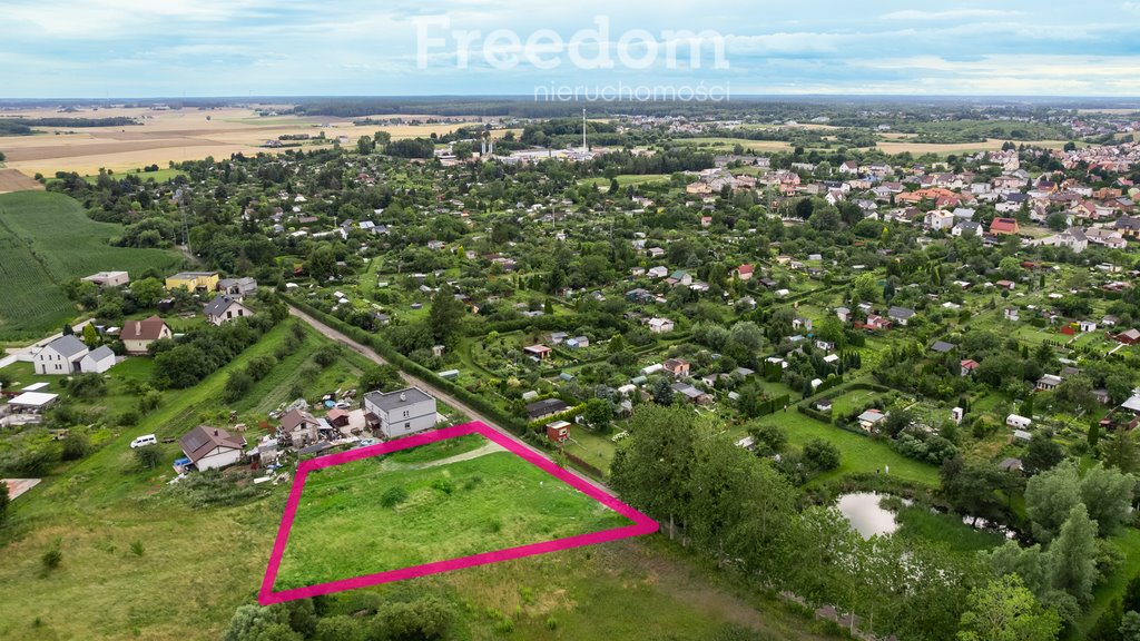 Działka budowlana 2823 m2 z MPZP, media, spokojna okolica. Starogard Gdański  2 823m2 Foto 1