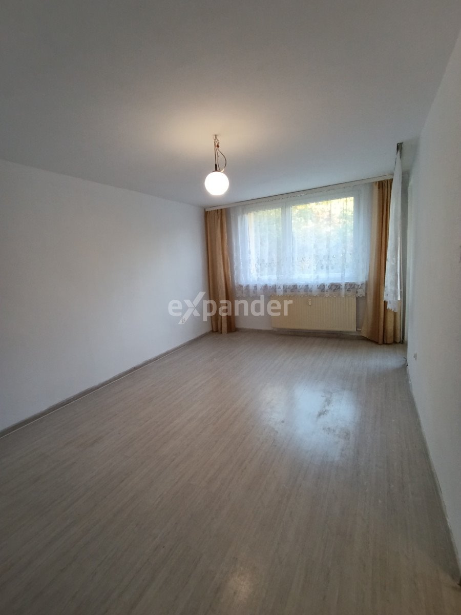 Kawalerka na sprzedaż Kędzierzyn-Koźle  36m2 Foto 1