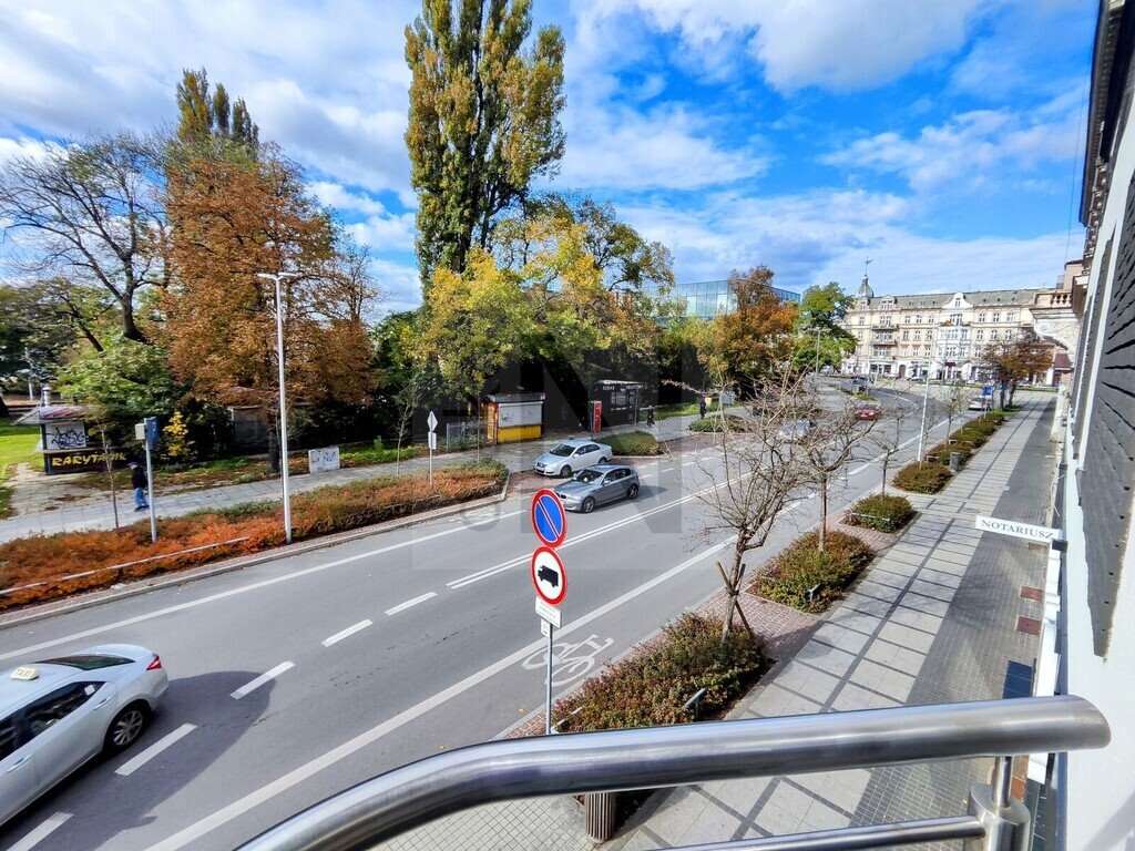 Kawalerka na sprzedaż Częstochowa, Śródmieście  50m2 Foto 2