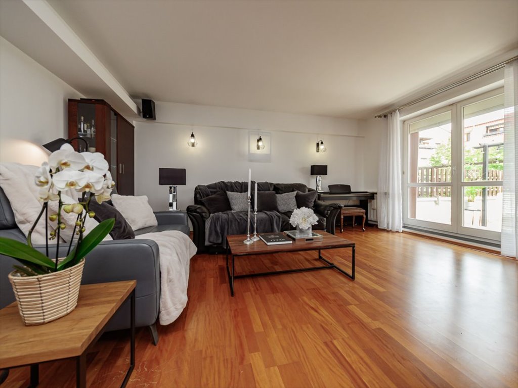 Przestronne 96,6 m² z 2 tarasami i garażem w Warszawie Warszawa, Ochota, Opaczewska  97m2 Foto 1